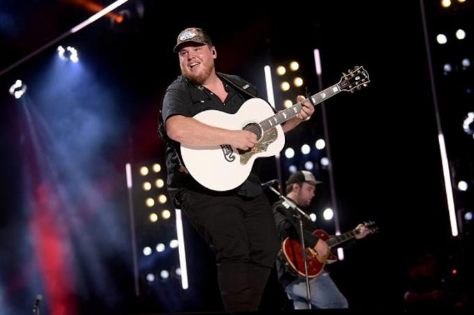 Luke Combs at Constellation Brands Performing Arts Center 